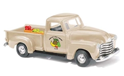 Busch 48245 HO 1950 Chevrolet Pickup Truck w/Fruit Crate Load Assembled John Doe's Fruit Company