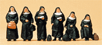 Preiser 10402 HO Passengers Nuns w/Luggage