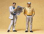 Preiser 45079 G Pedestrians Man Reading Newspaper & Man Standing