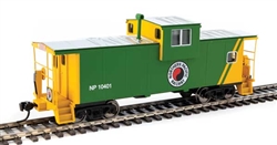 Walthers 8718 HO International Extended Wide-Vision Caboose Northern Pacific #10401