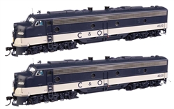 Walthers 49910 HO EMD E8 A-A Standard DC Chesapeake & Ohio #4020 & 4025